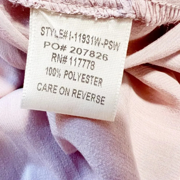 VICI LOVESTITCH Delicate Lace Tank in Blush size Small - Picture 5 of 6